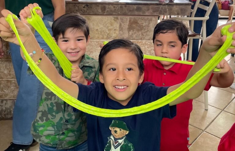 01b2fa5d-622f-4ed4-bfd4-9da5d2a6ac96 4